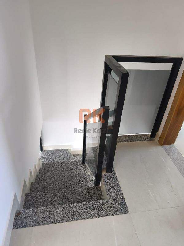 Casa geminada à venda no Cabral: 