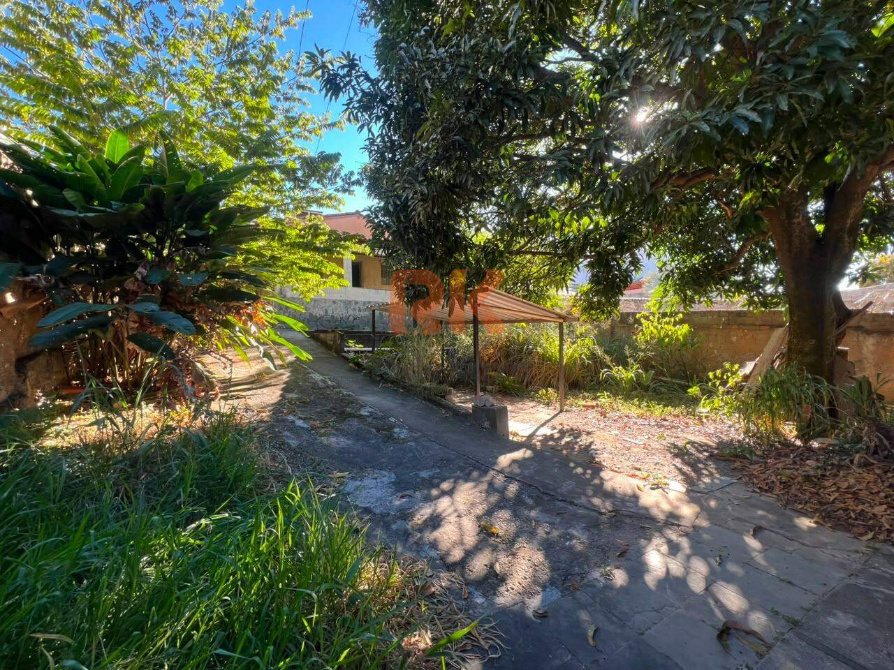 Lote à venda no Planalto: 