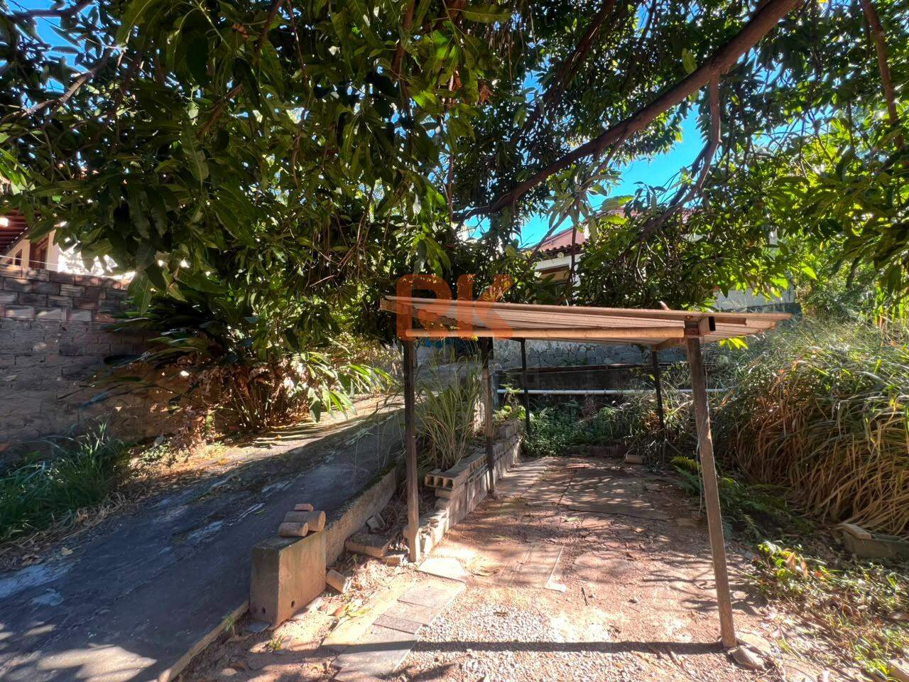 Lote à venda no Planalto: 