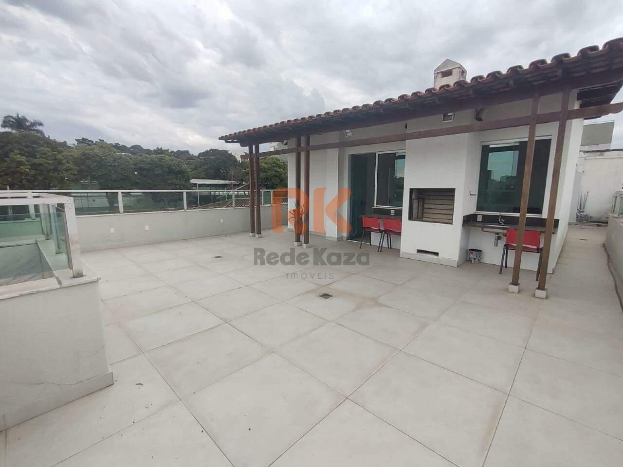 Cobertura para aluguel no São Luiz: 