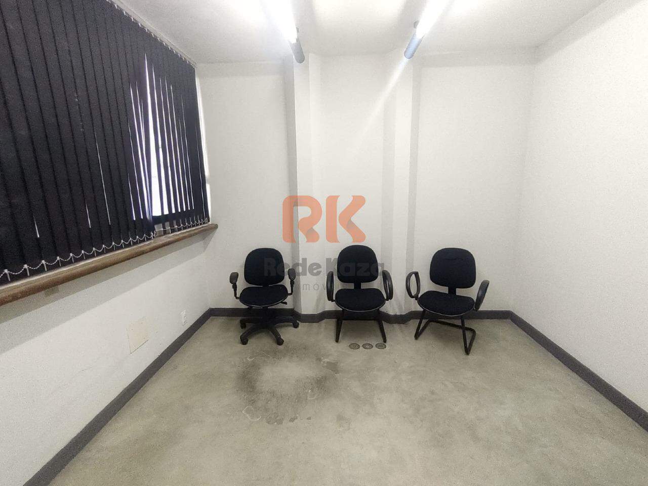 Sala para aluguel no São Francisco: 