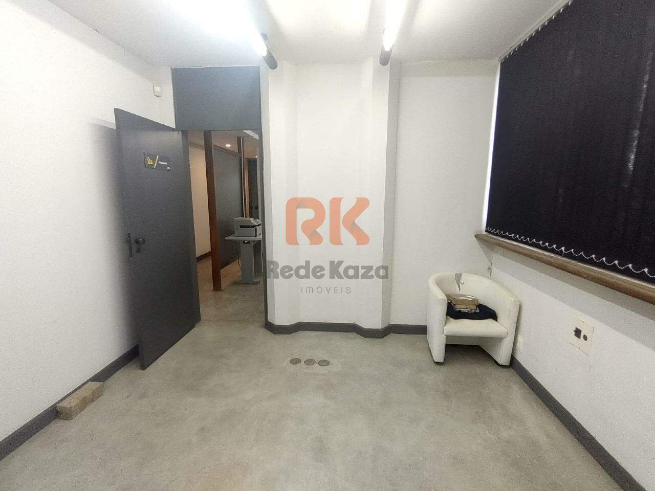 Sala para aluguel no São Francisco: 