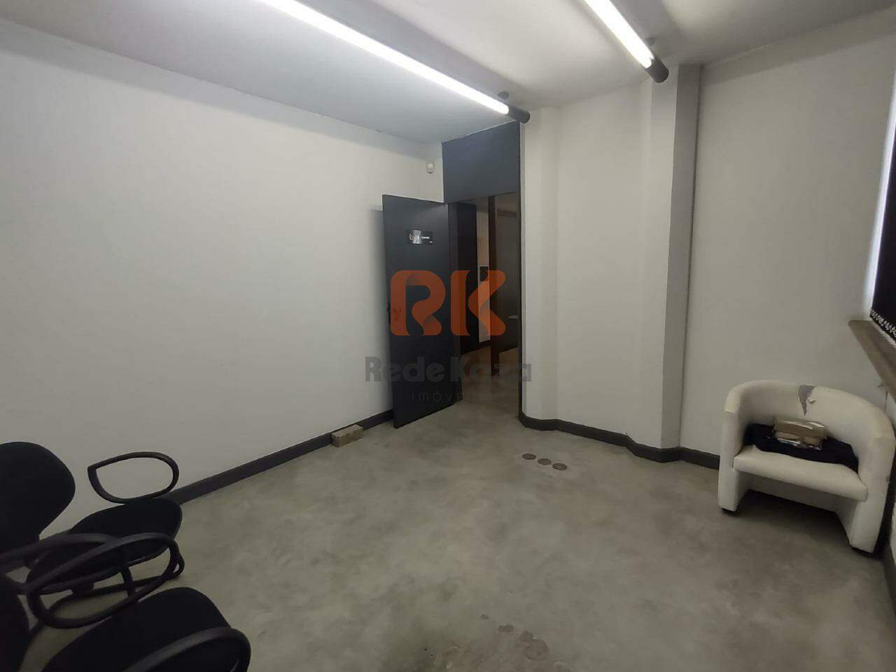 Sala para aluguel no São Francisco: 