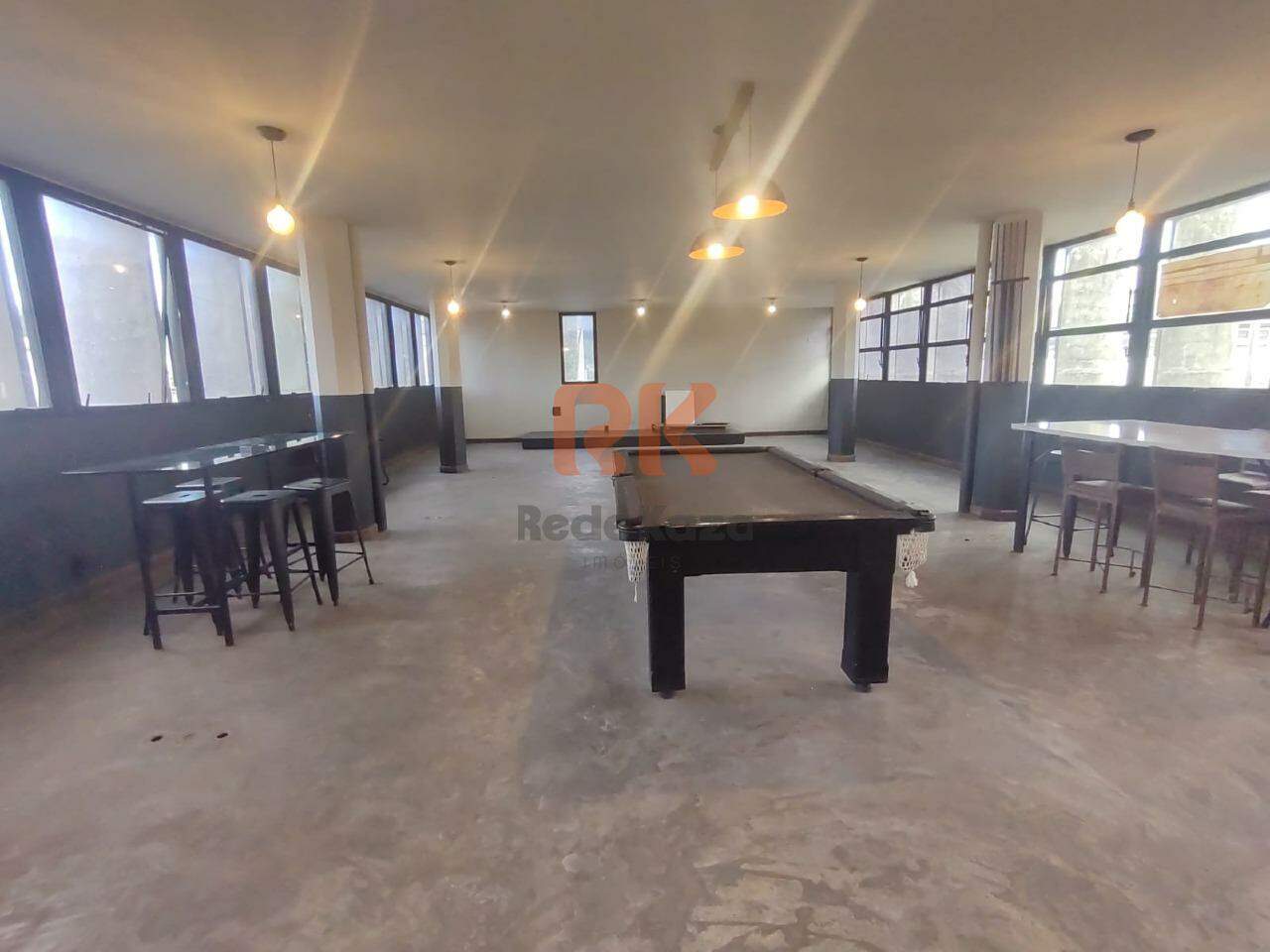 Sala para aluguel no São Francisco: 