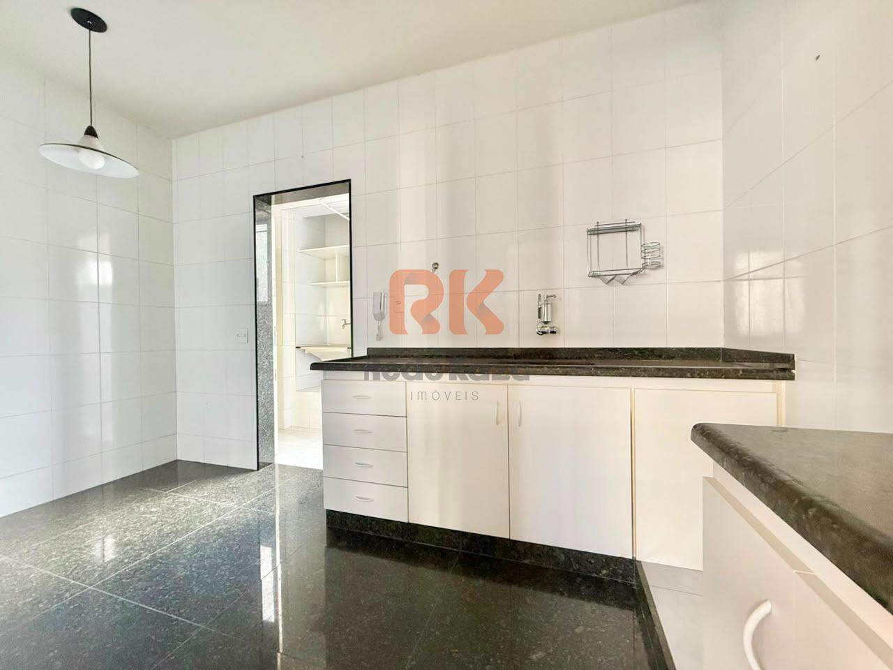 Apartamento à venda no Aeroporto: 