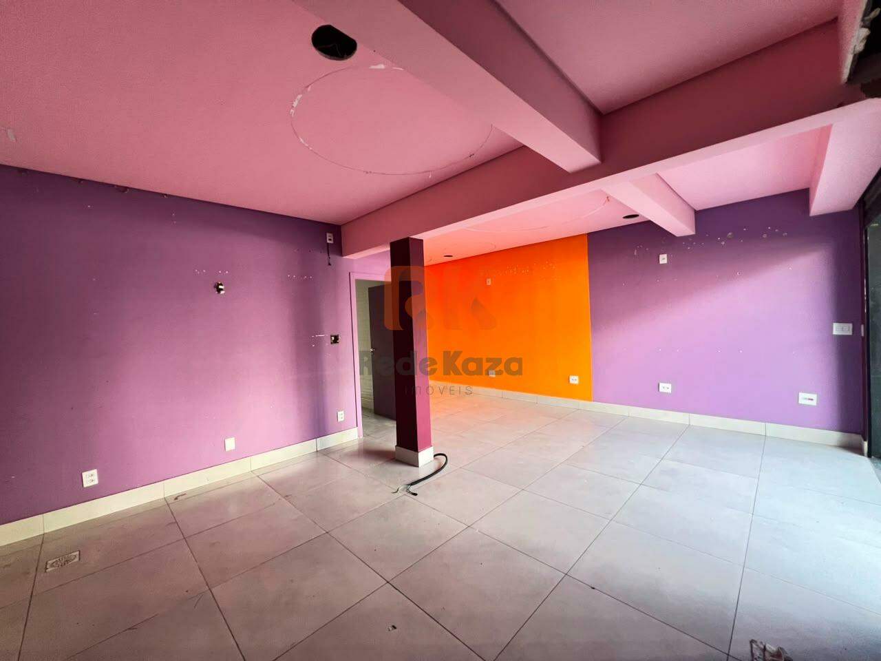 Ponto Comercial para aluguel no Castelo: 