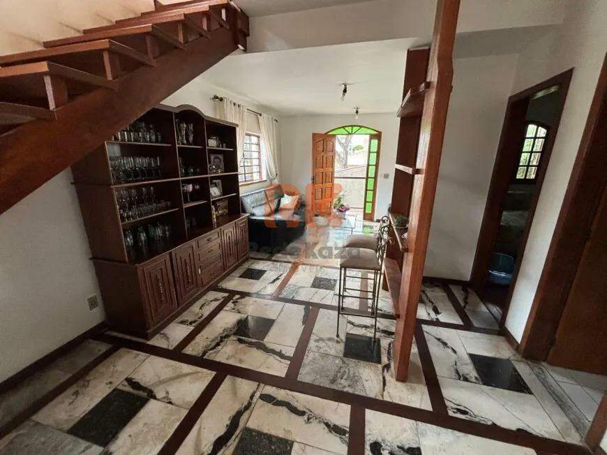Casa à venda no Serrano: 