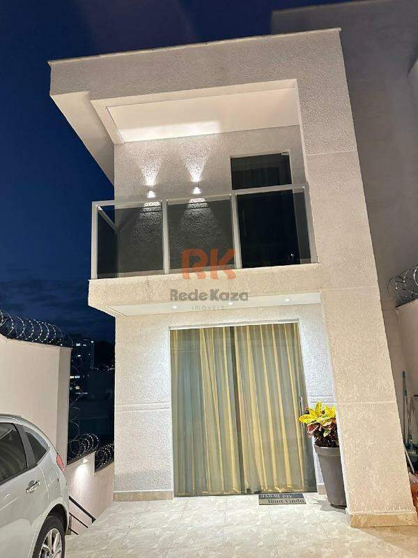 Casa em condomínio à venda no Santa Terezinha: 