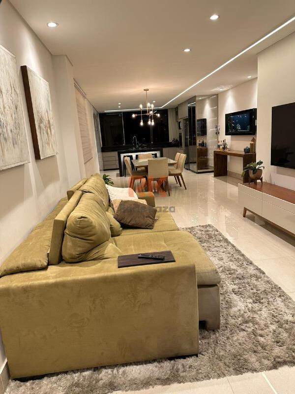 Casa em condomínio à venda no Santa Terezinha: 