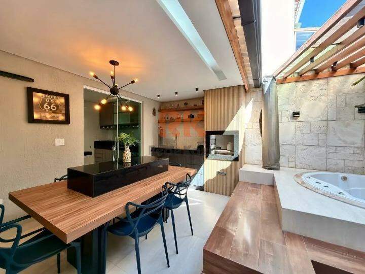 Casa à venda no Santa Mônica: 