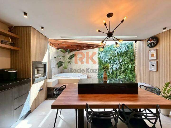 Casa à venda no Santa Mônica: 