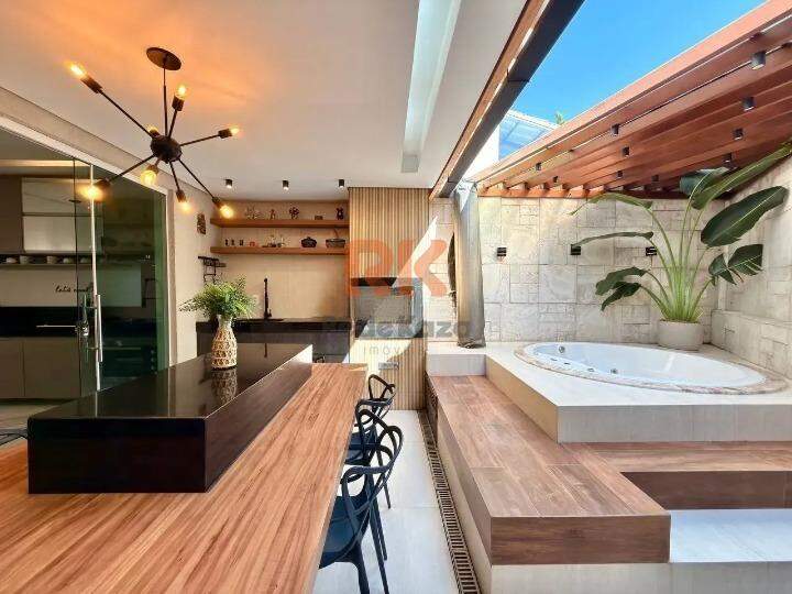 Casa à venda no Santa Mônica: 