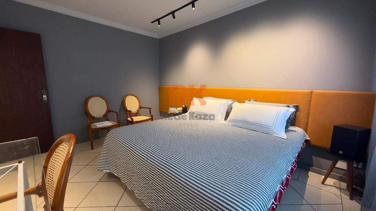 Casa à venda no Serrano: 