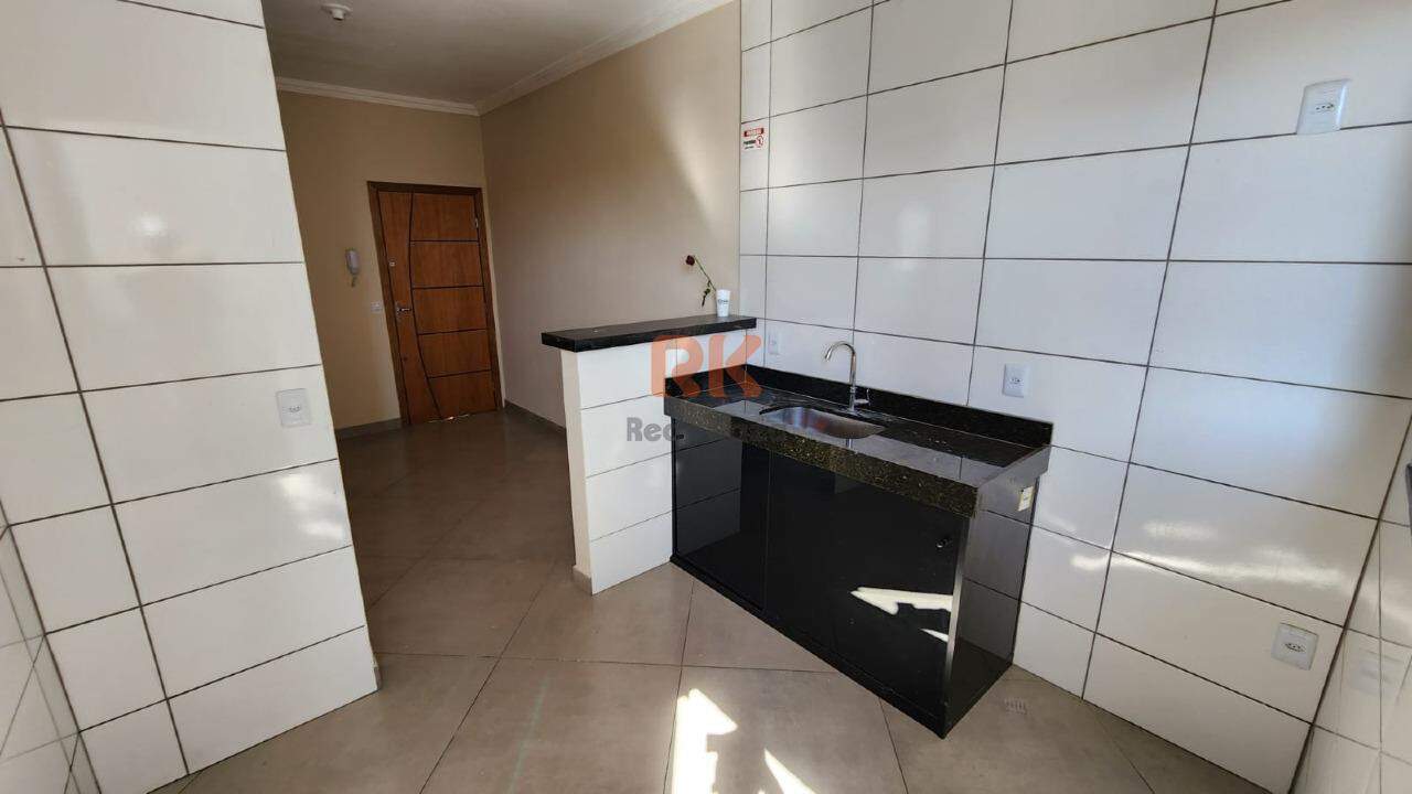 Apartamento para aluguel no Pedra Azul: 