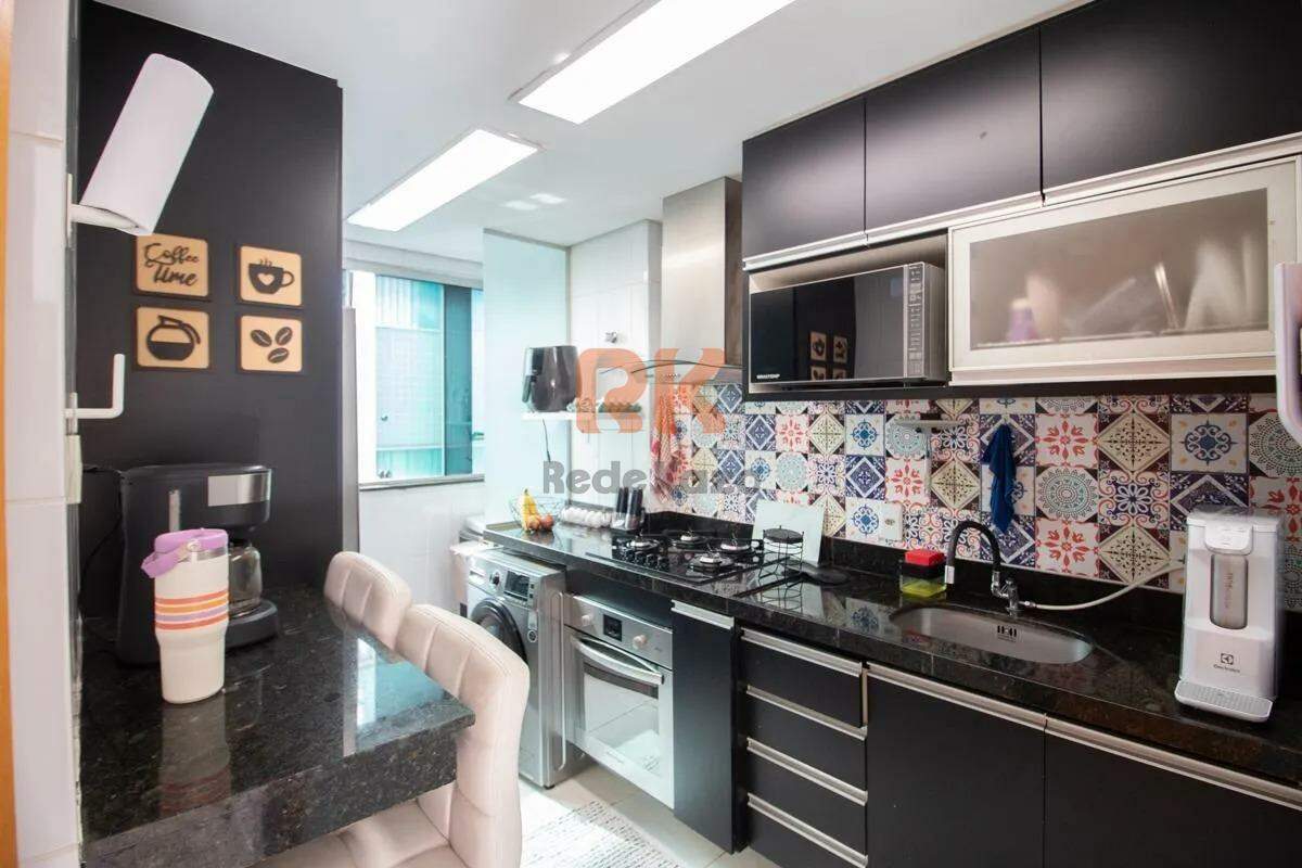Apartamento à venda no Castelo: 