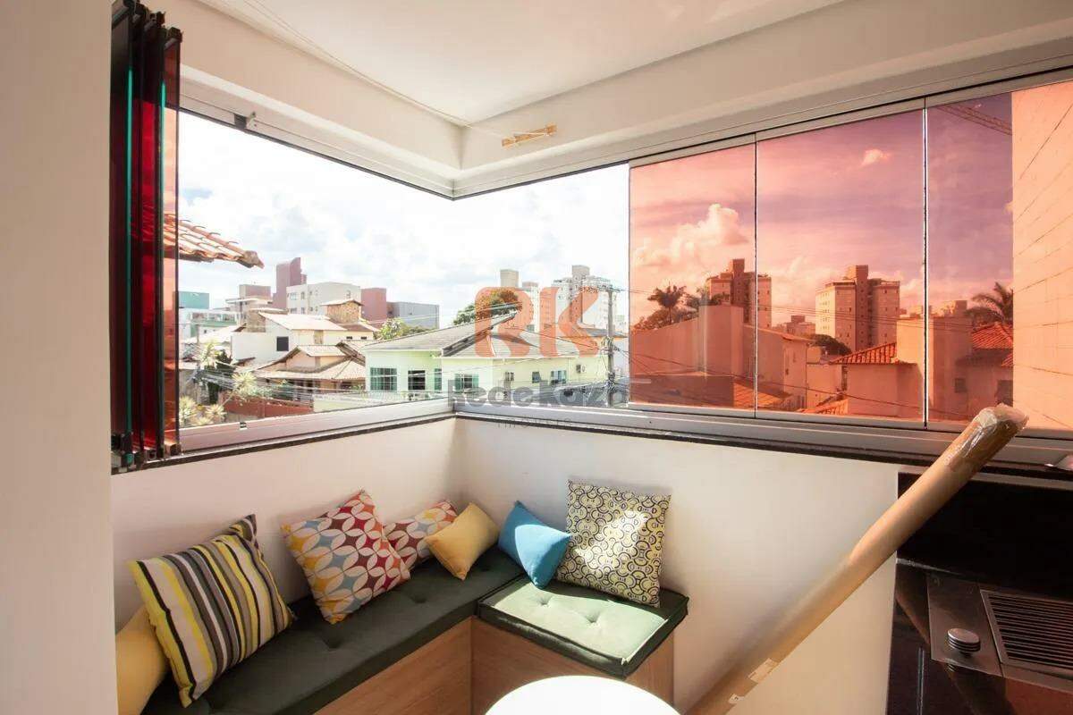 Apartamento à venda no Castelo: 