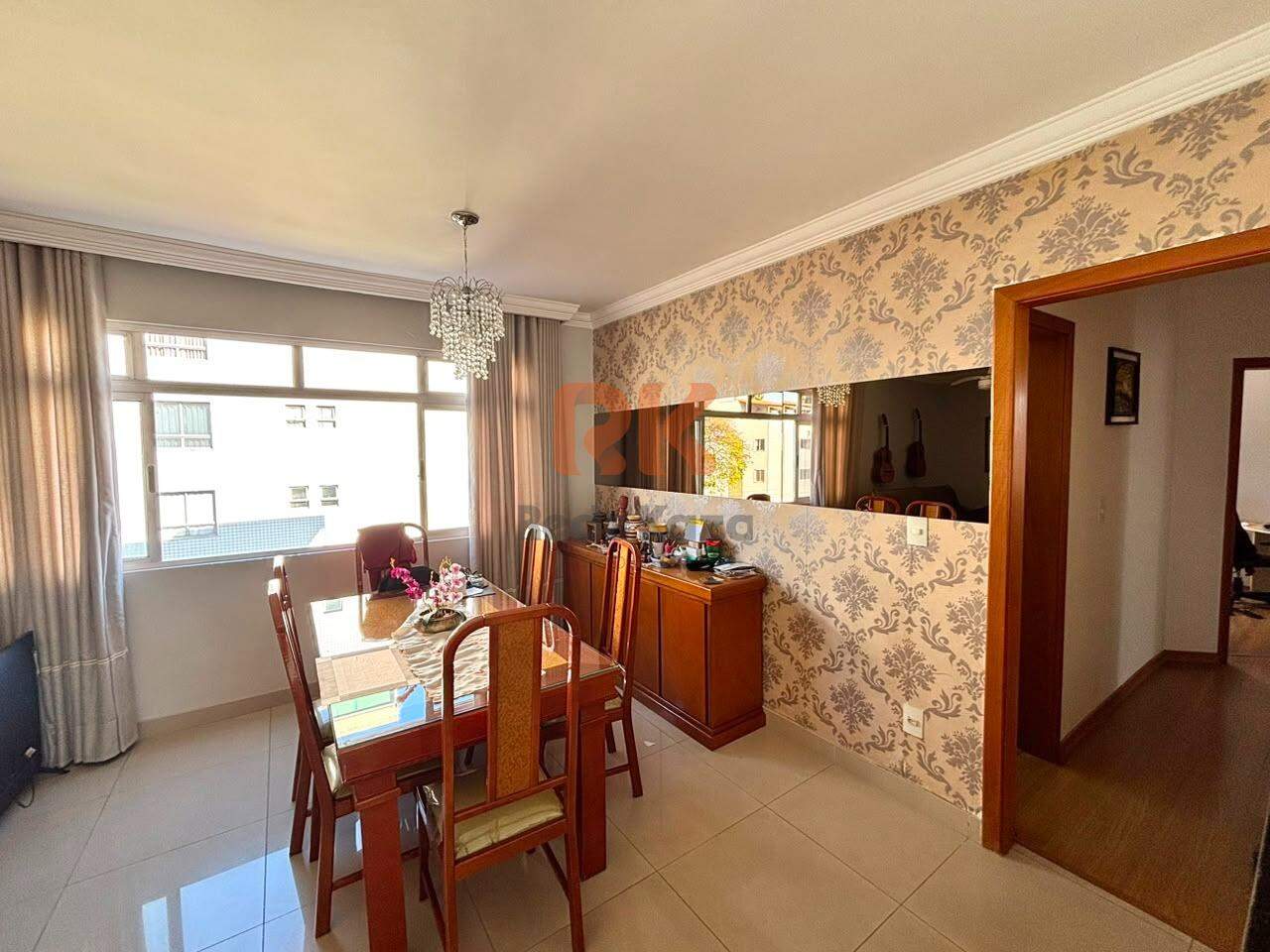 Apartamento à venda no Liberdade: 