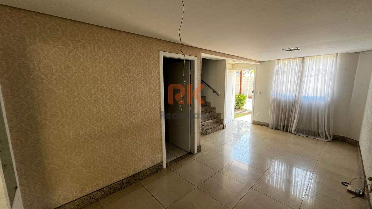 Casa para aluguel no Cabral: 