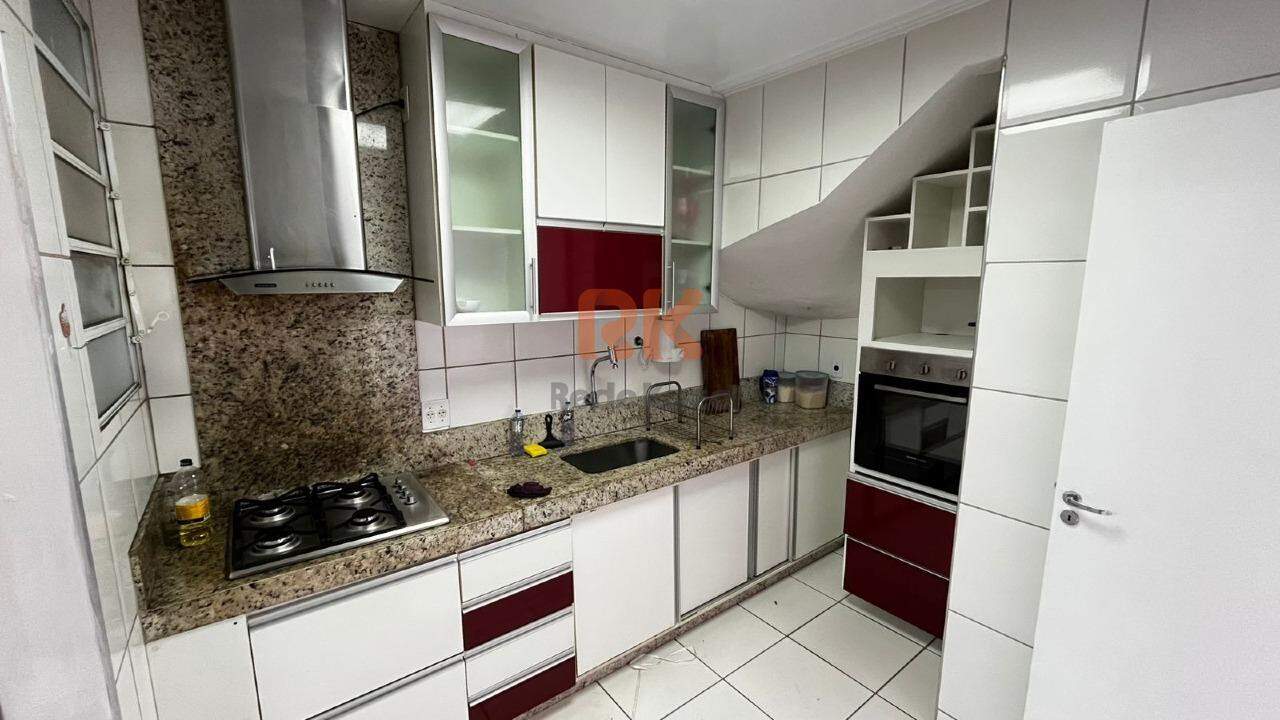 Casa para aluguel no Cabral: 