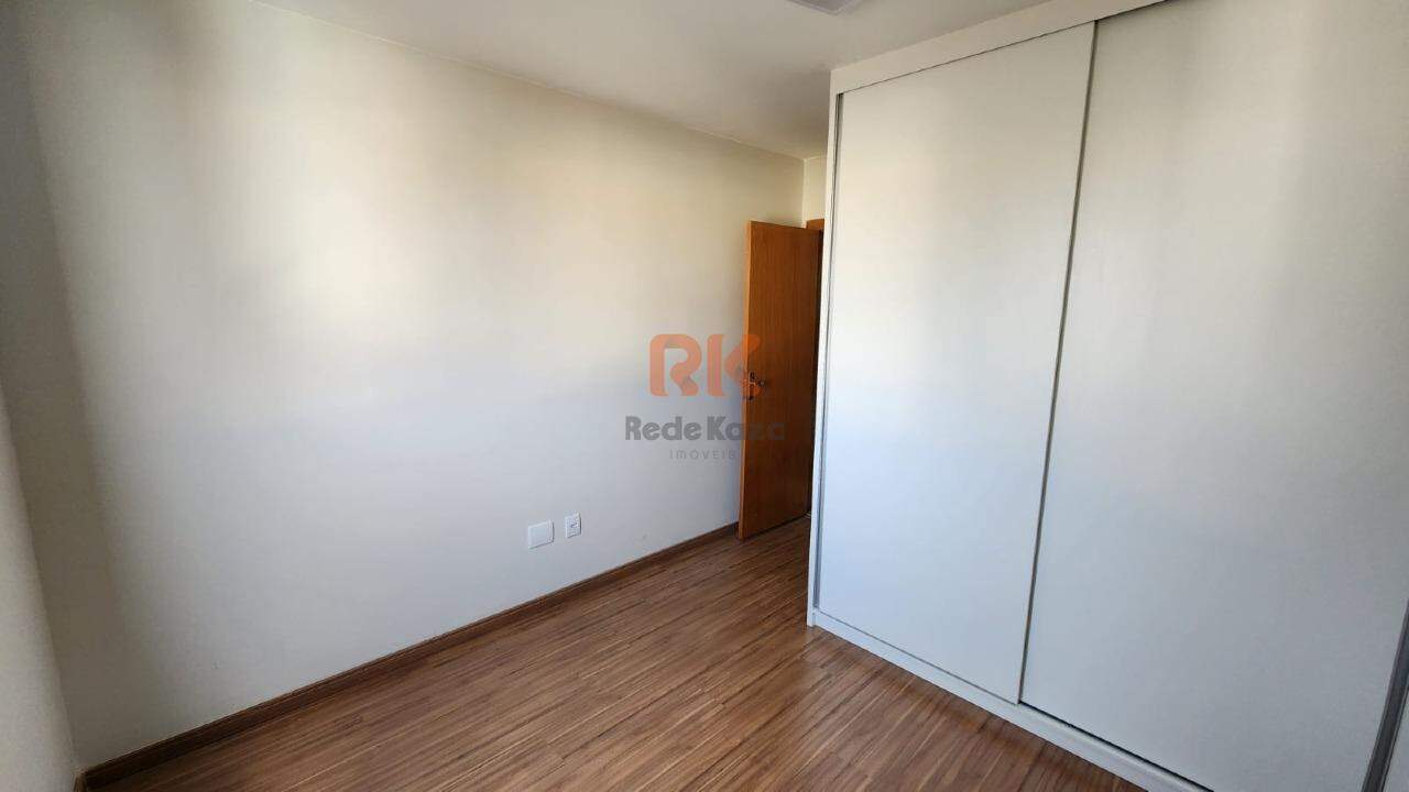 Cobertura para aluguel no Arvoredo: 
