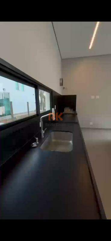 Casa em condomínio à venda no Gran Royalle: 