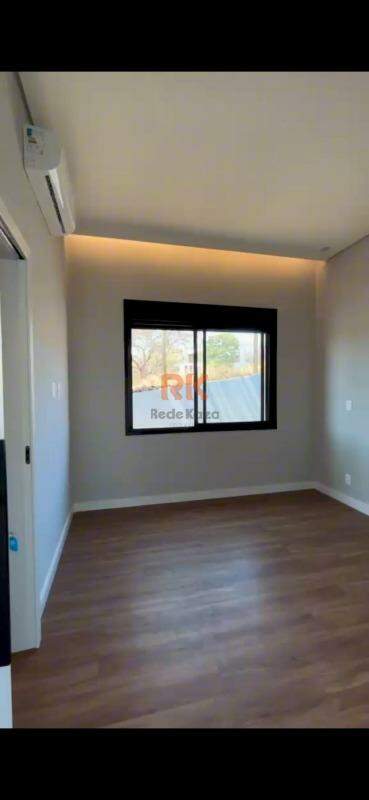 Casa em condomínio à venda no Gran Royalle: 