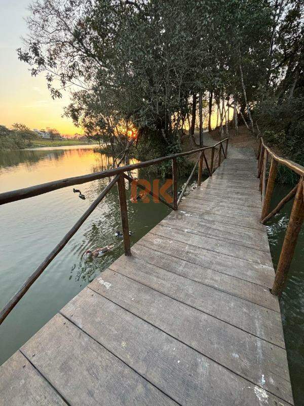 Lote em Condomínio à venda no Estância do Lago: 