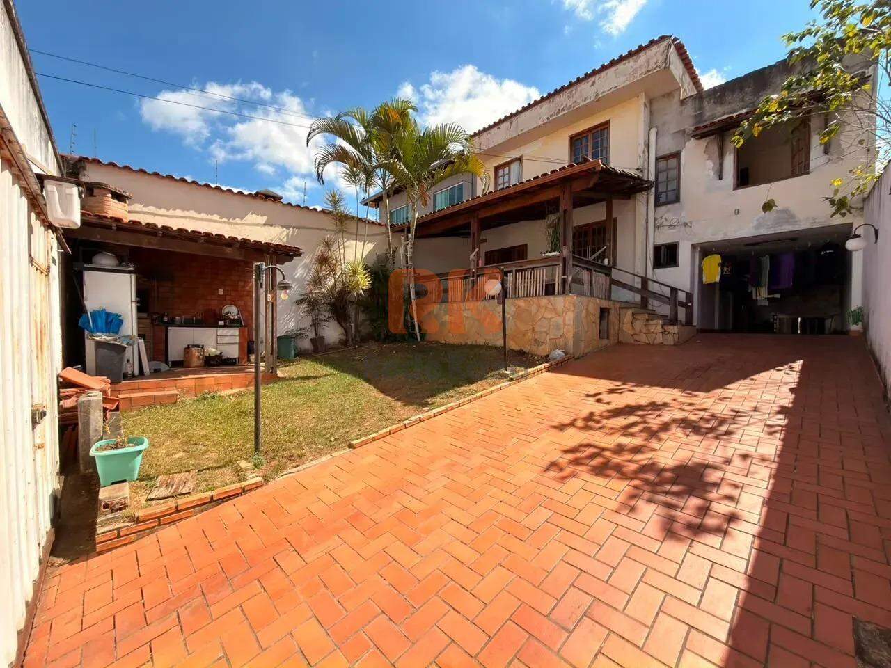 Casa à venda no Santa Amélia: 
