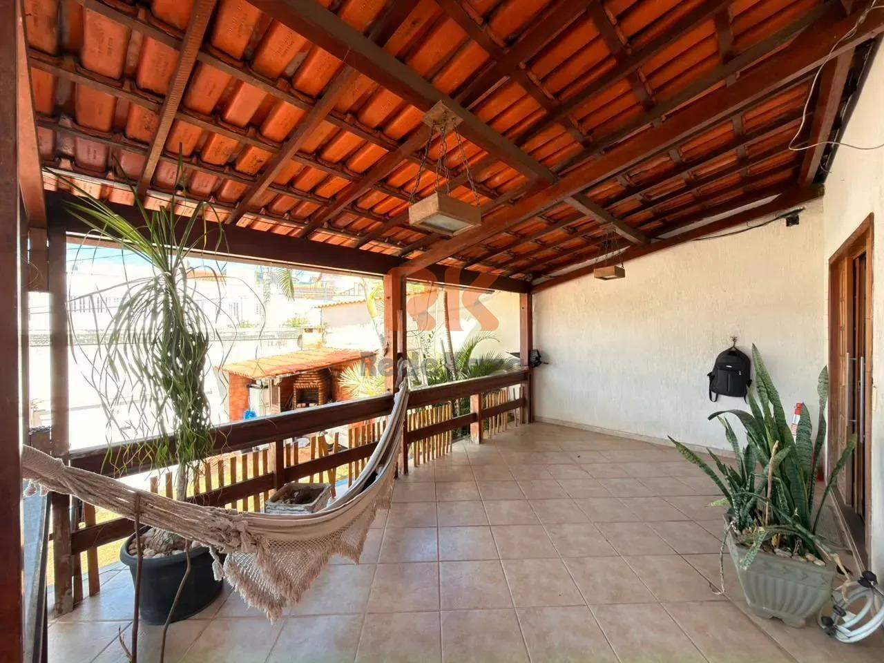 Casa à venda no Santa Amélia: 