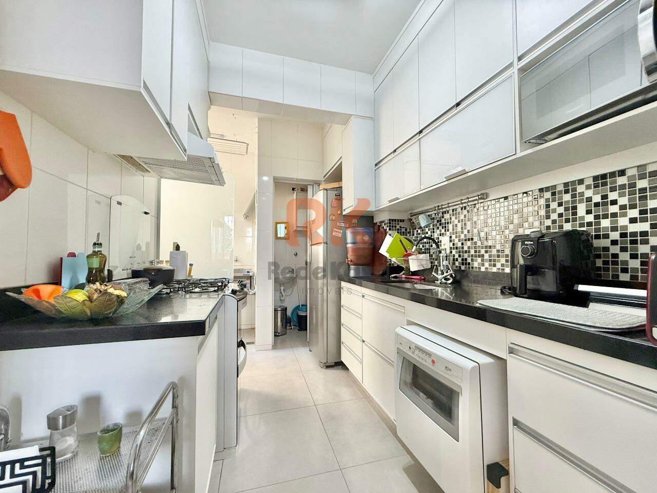 Apartamento à venda no Indaiá: 
