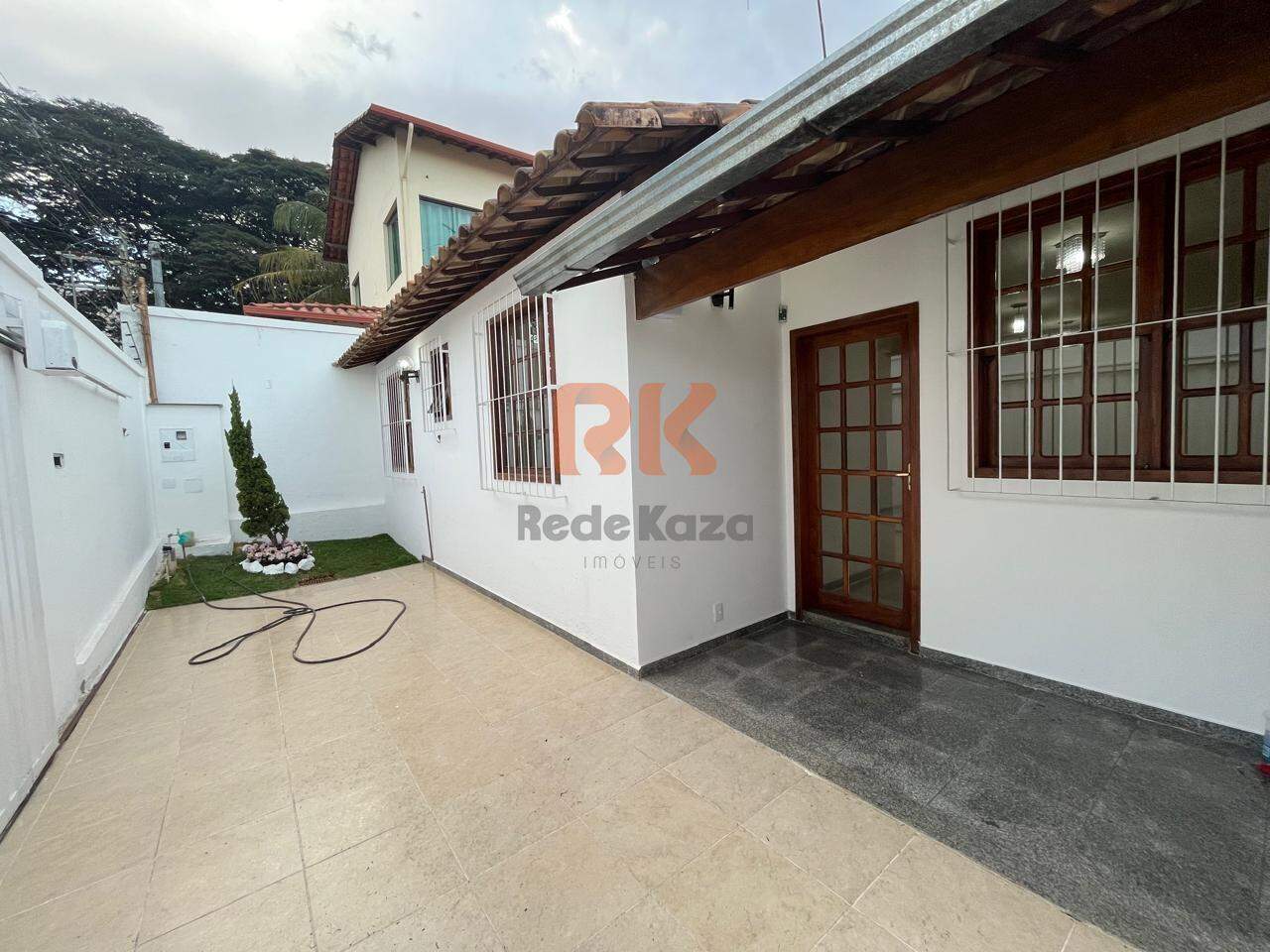 Casa à venda no Dona Clara: 