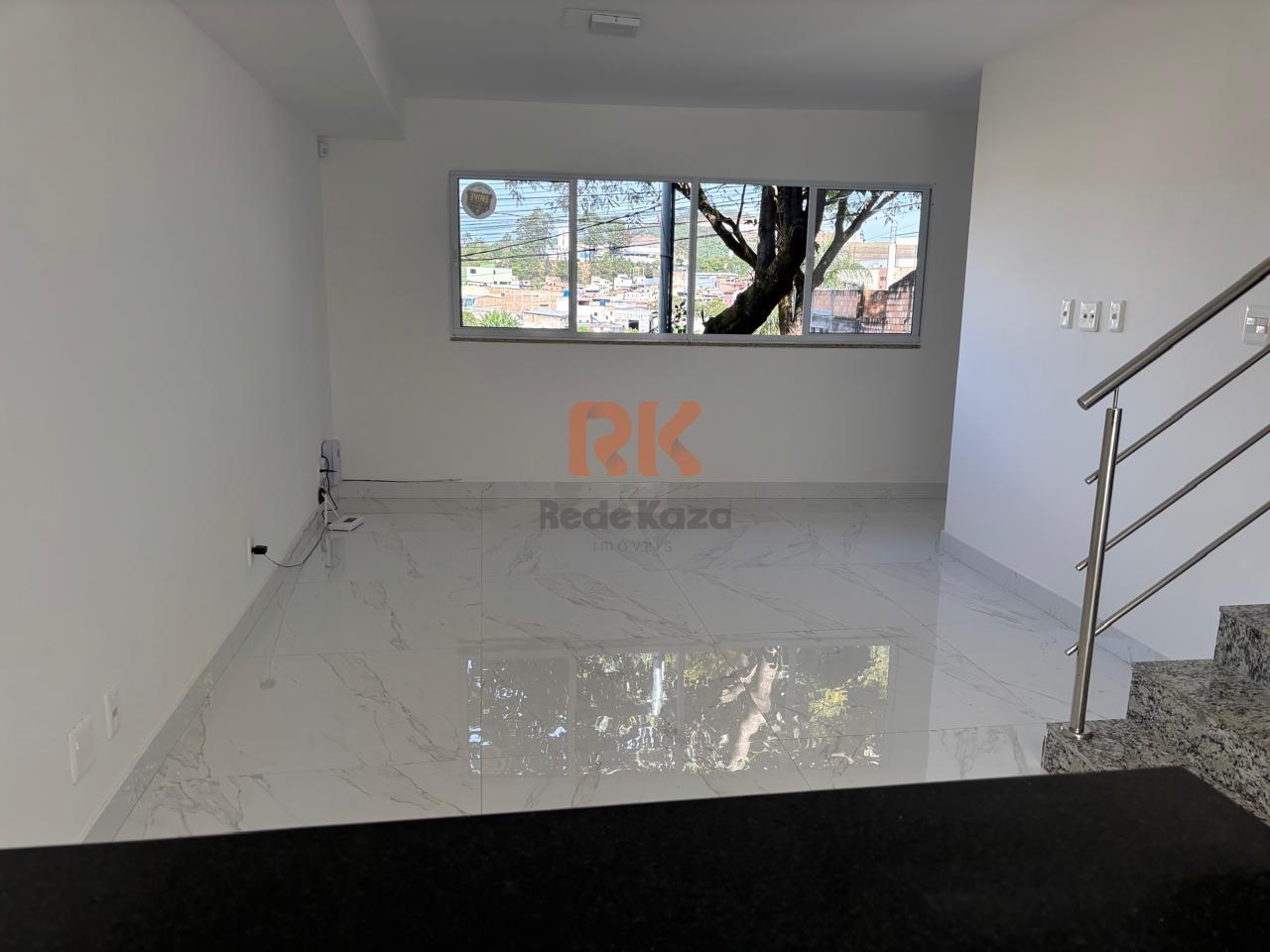 Casa geminada à venda no Cabral: 
