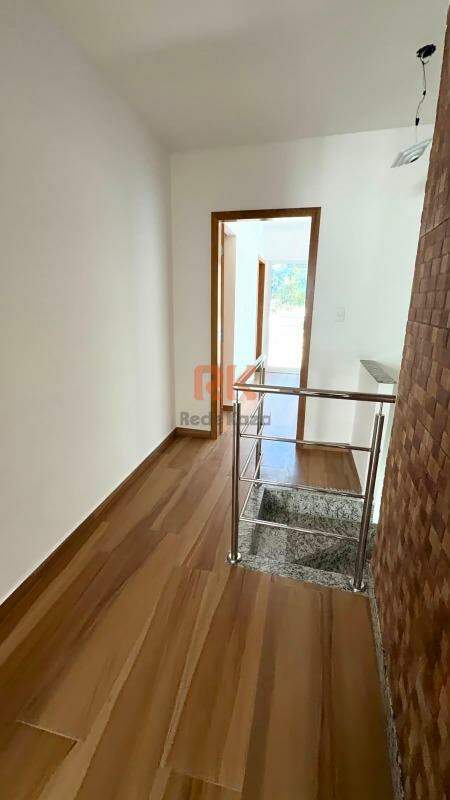 Casa geminada à venda no Cabral: 