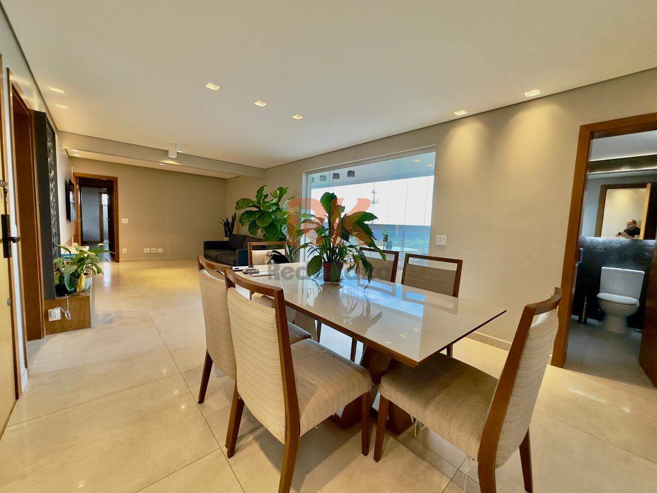 Apartamento à venda no Engenho Nogueira: 