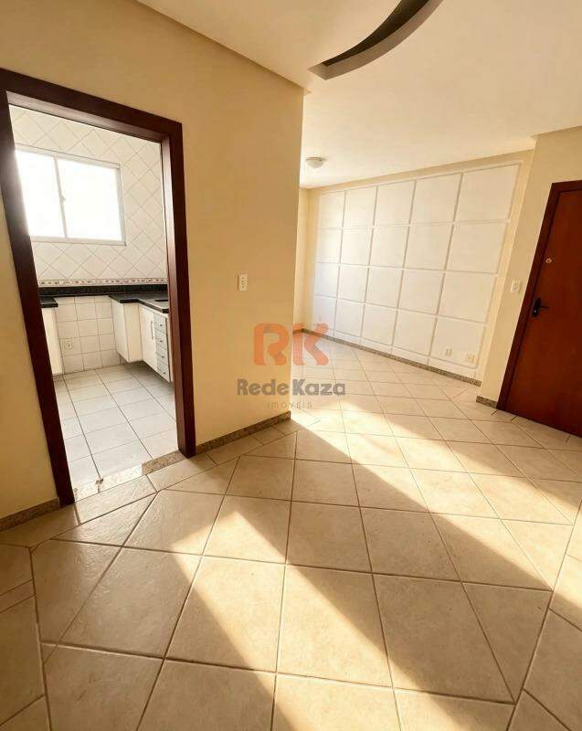 Apartamento para aluguel no Castelo: 