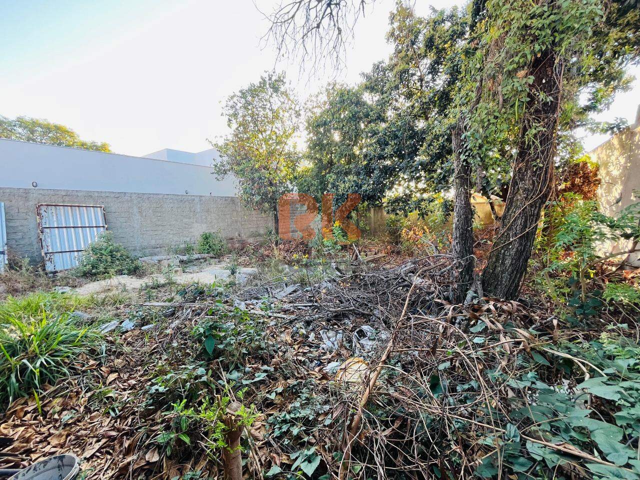 Lote à venda no Planalto: 
