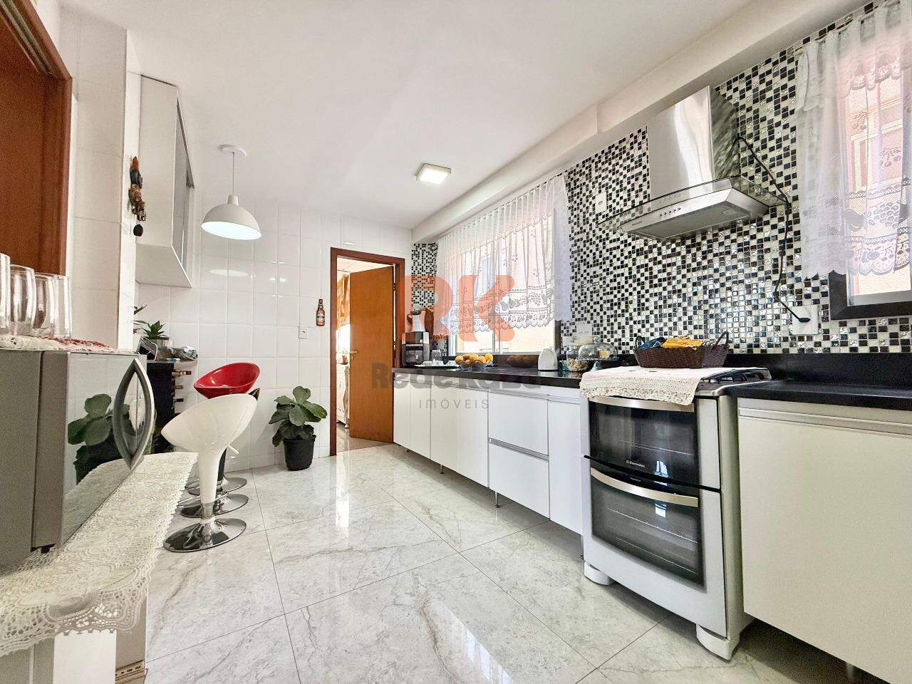 Apartamento à venda no Santa Amélia: 