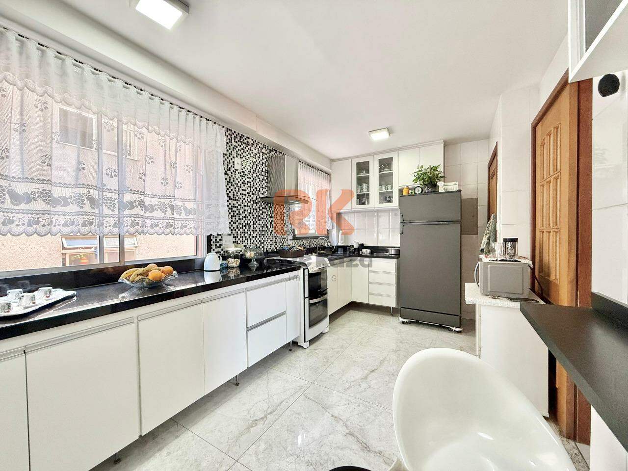 Apartamento à venda no Santa Amélia: 