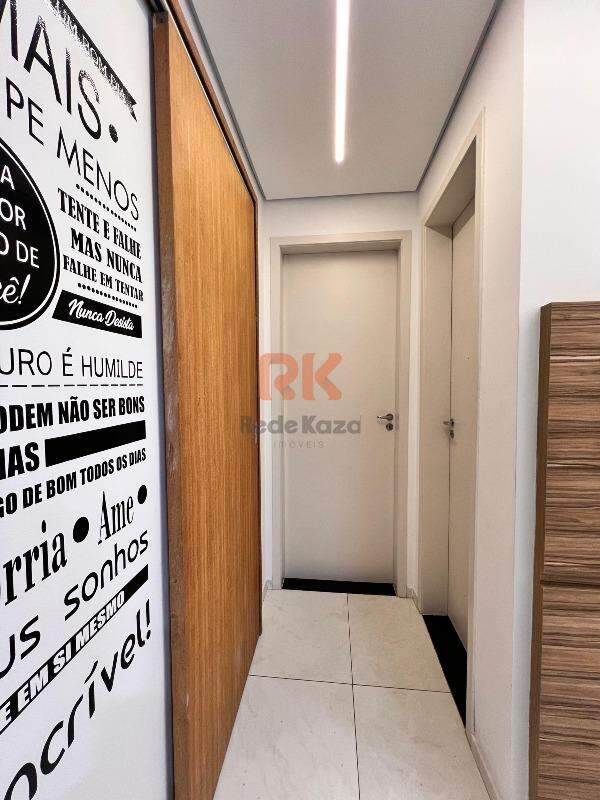 Apartamento à venda no Cabral: 