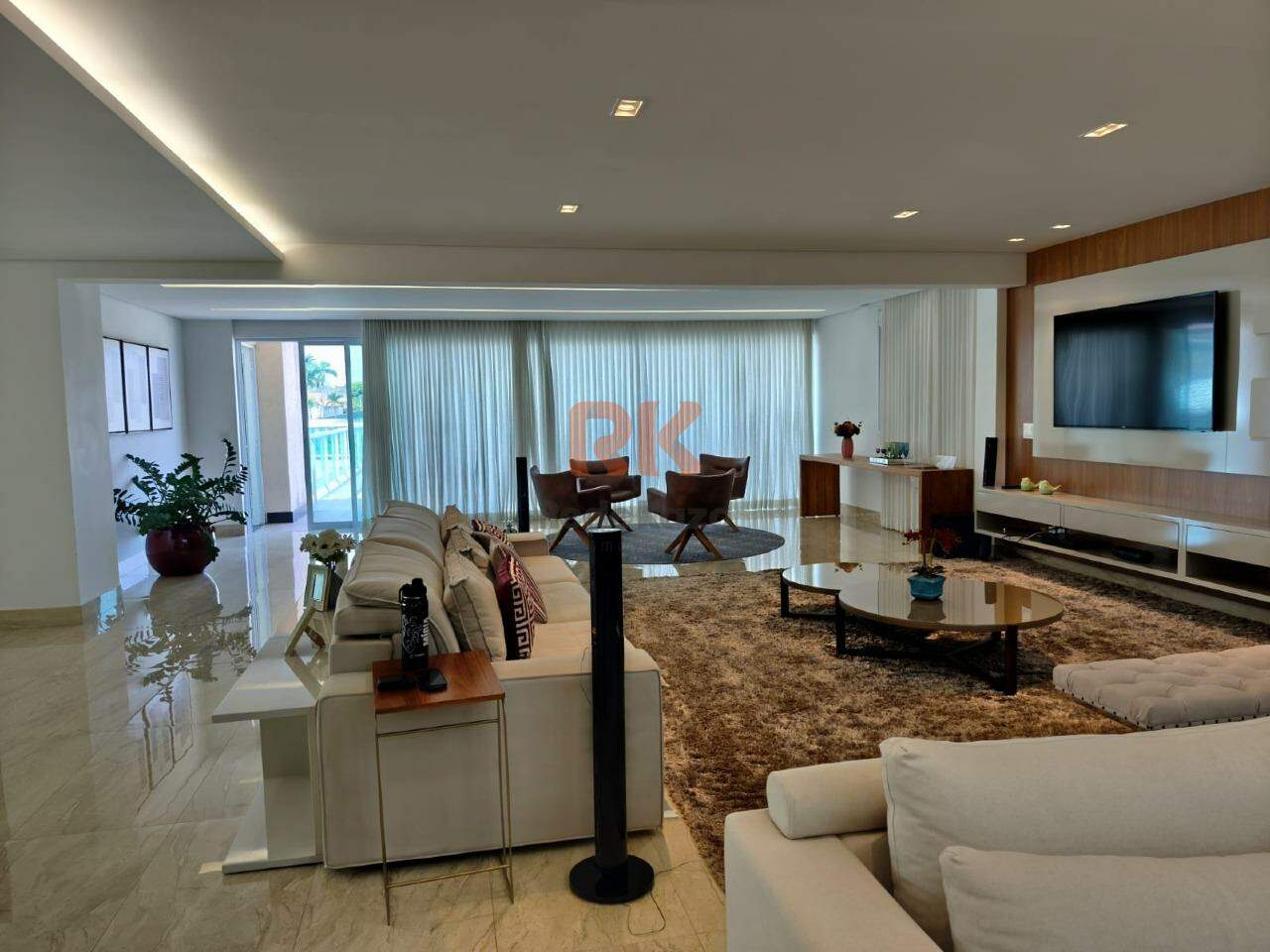 Casa em condomínio à venda no Condomínio Aldeias do Lago (Melo Viana): 