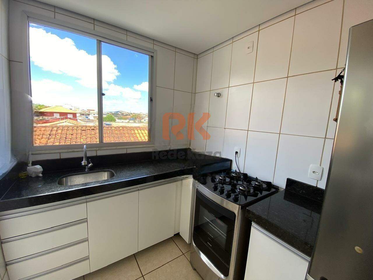 Apartamento à venda no Santa Terezinha: 