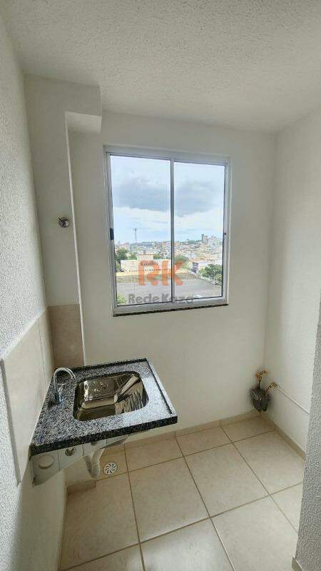 Apartamento para aluguel no Glória: 