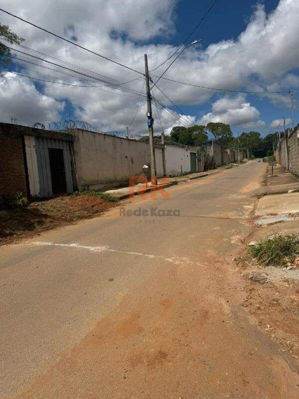Terreno / Área à venda no José Ferreira Camargos: 