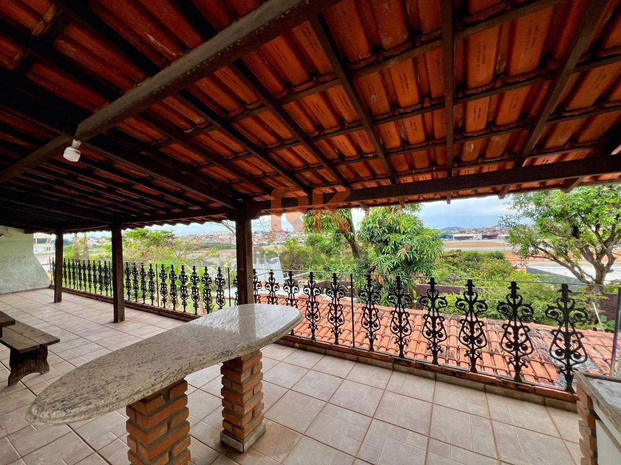 Casa à venda no Jaraguá: 