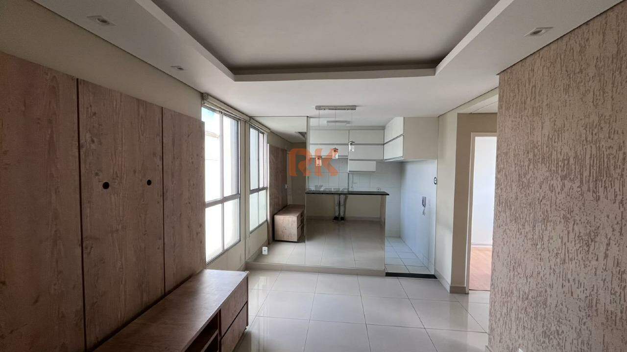 Apartamento para aluguel no Cabral: 