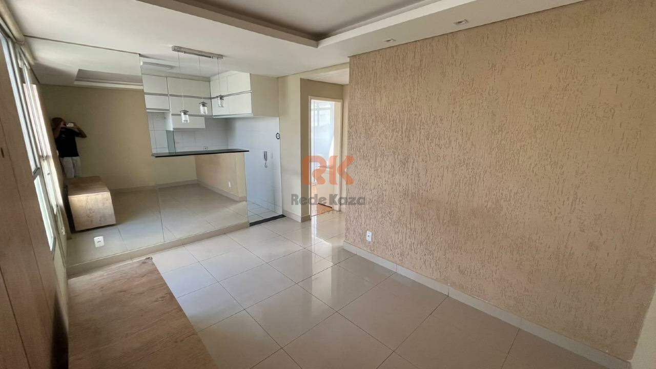 Apartamento para aluguel no Cabral: 