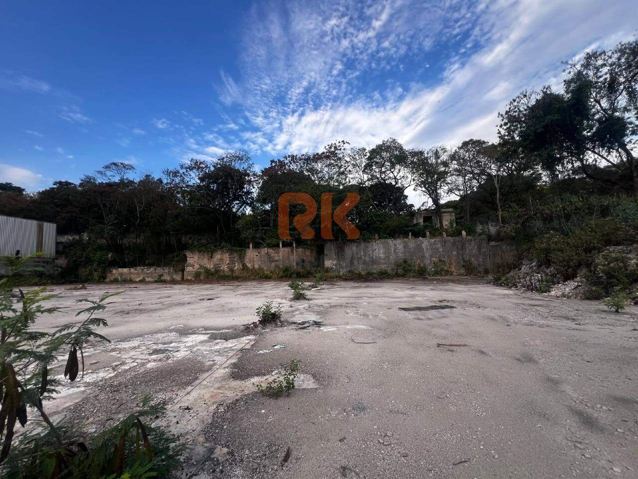 Área Comercial à venda no Contagem: 