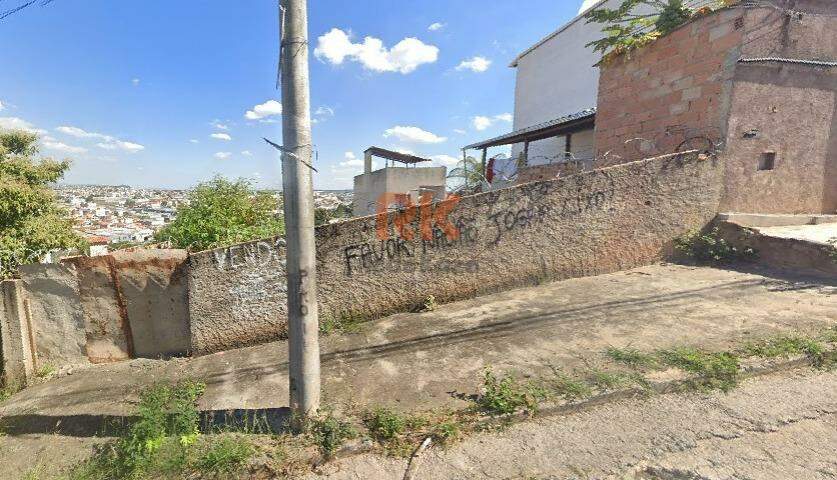 Lote à venda no Arvoredo 2: 