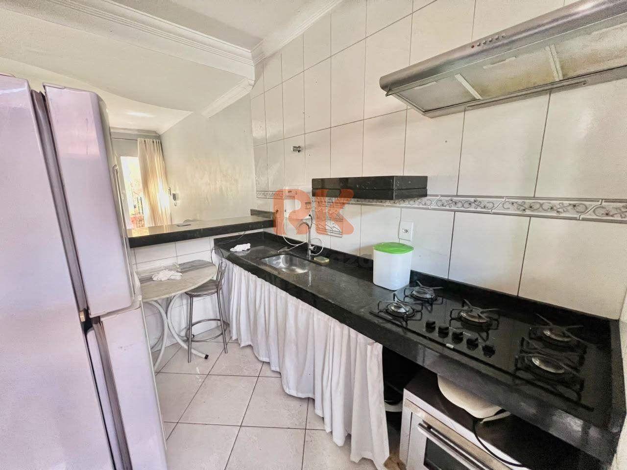 Casa em condomínio à venda no Santa Mônica: 