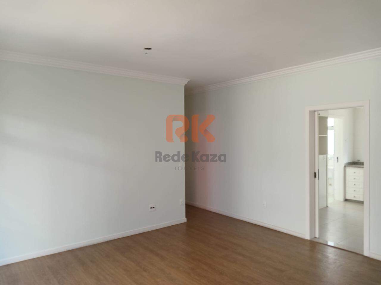 Apartamento para aluguel no Castelo: 